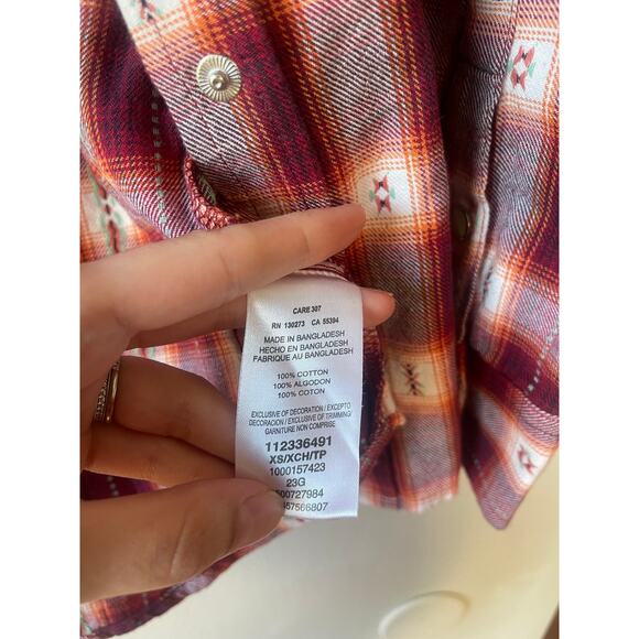 Wrangler Retro Plaid Southwest Flannel Pearl Snap with Embroidery - Picture 7 of 7